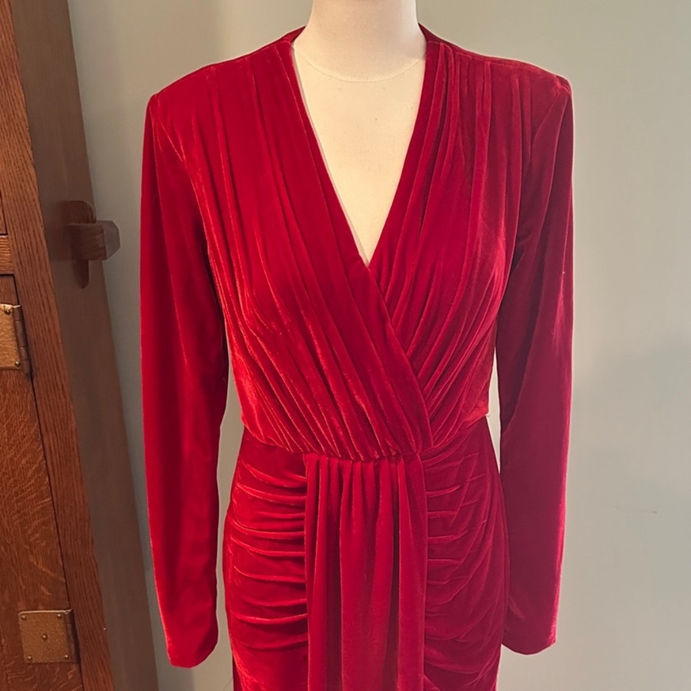 Red Ruched Velvet Long Sleeve Evening Dress Size 10 - Picture 4 of 4